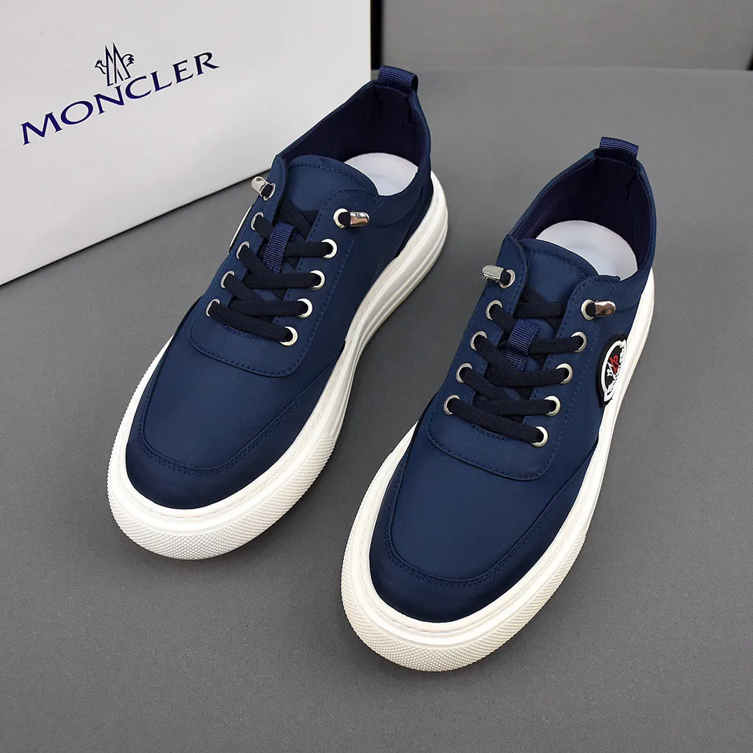 PP190👟👟👟Moncler 【蒙口】透气小布鞋,鞋面采用舒适透气布料,超轻软橡胶大底。男款39-44(38定做)