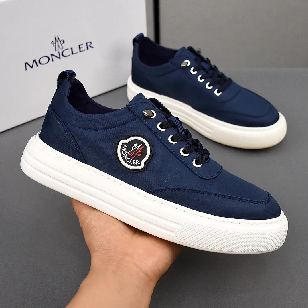PP190👟👟👟Moncler 【蒙口】透气小布鞋，鞋面采用舒适透气布料，超轻软橡胶大底。男款39-44(38定做)