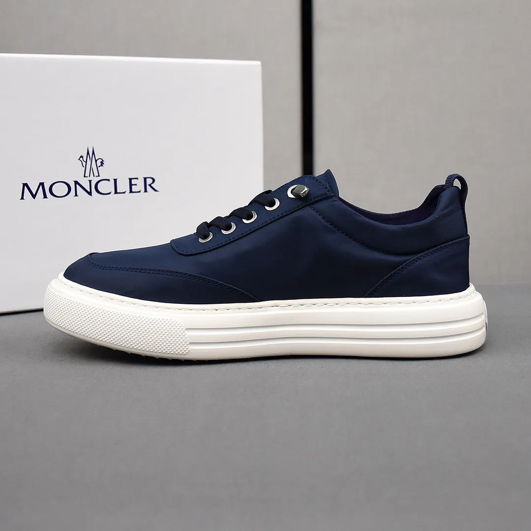 PP190👟👟👟Moncler 【蒙口】透气小布鞋，鞋面采用舒适透气布料，超轻软橡胶大底。男款39-44(38定做)