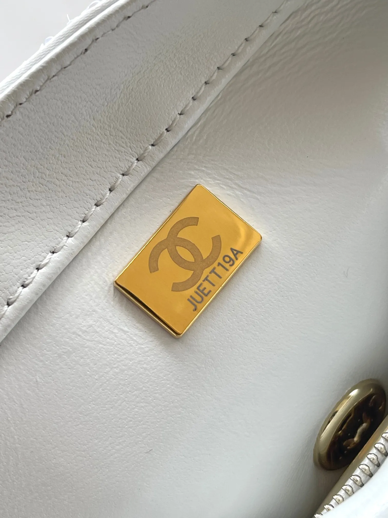 CHANEL 绗缝亮片晚宴包 羊皮内里➕全钢五金 21x14x8cm:21x14x8cm 款号:4561