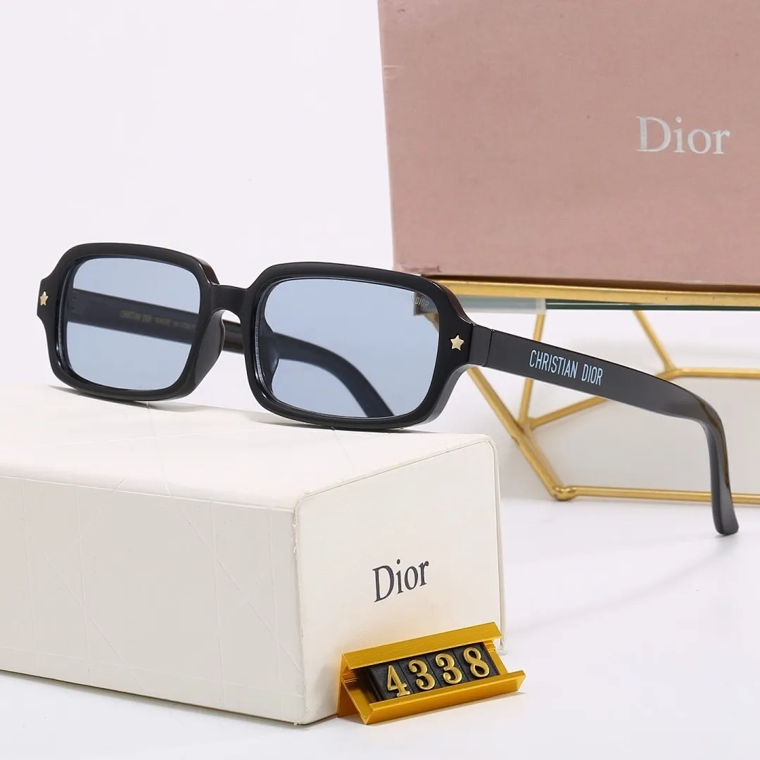 DIOR4338 061