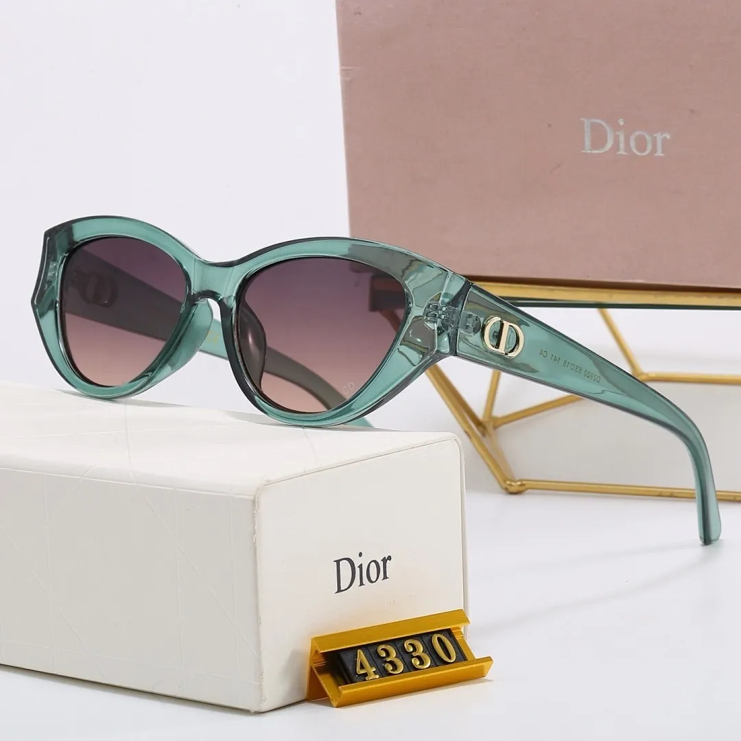 DIOR4330 061
