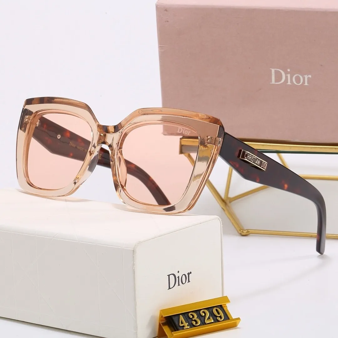 DIOR4329 061