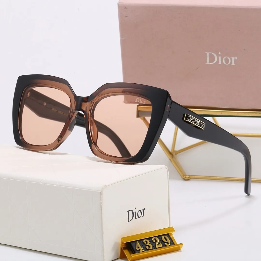 DIOR4329 061