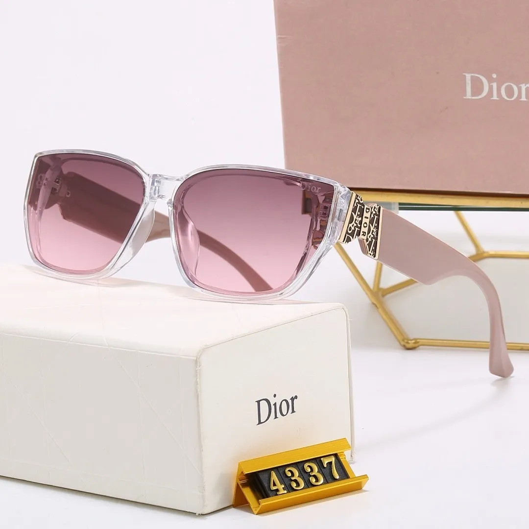 DIOR4337 061