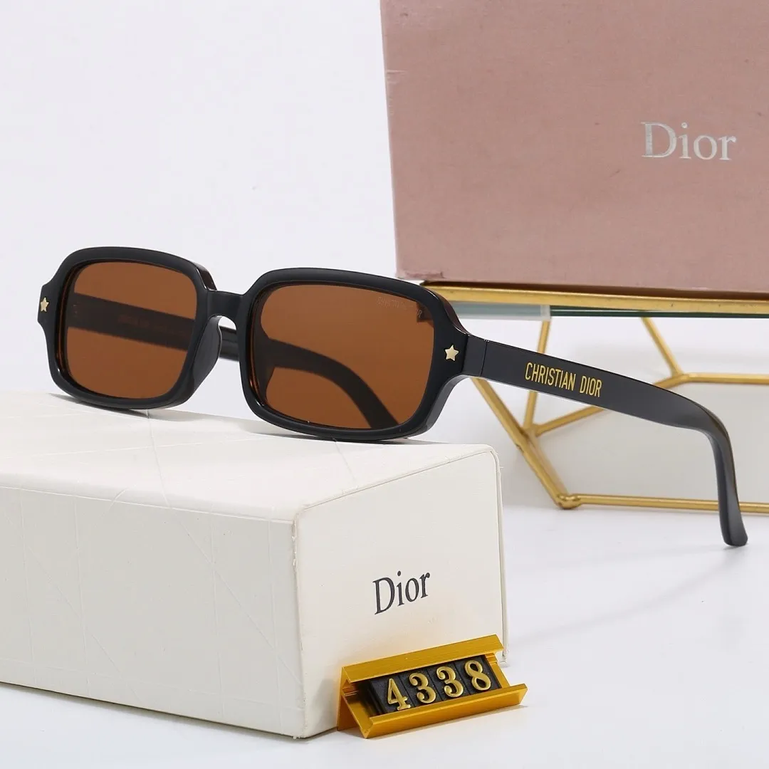 DIOR4338 061