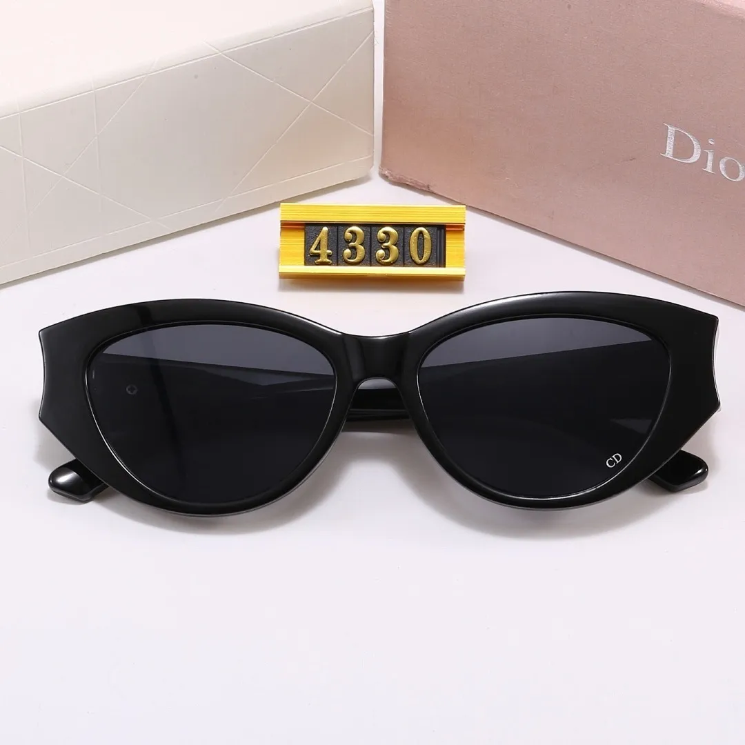 DIOR4330 061