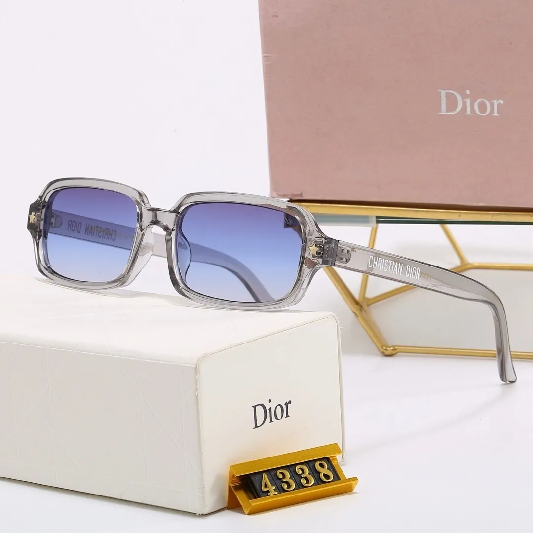 DIOR4338 061