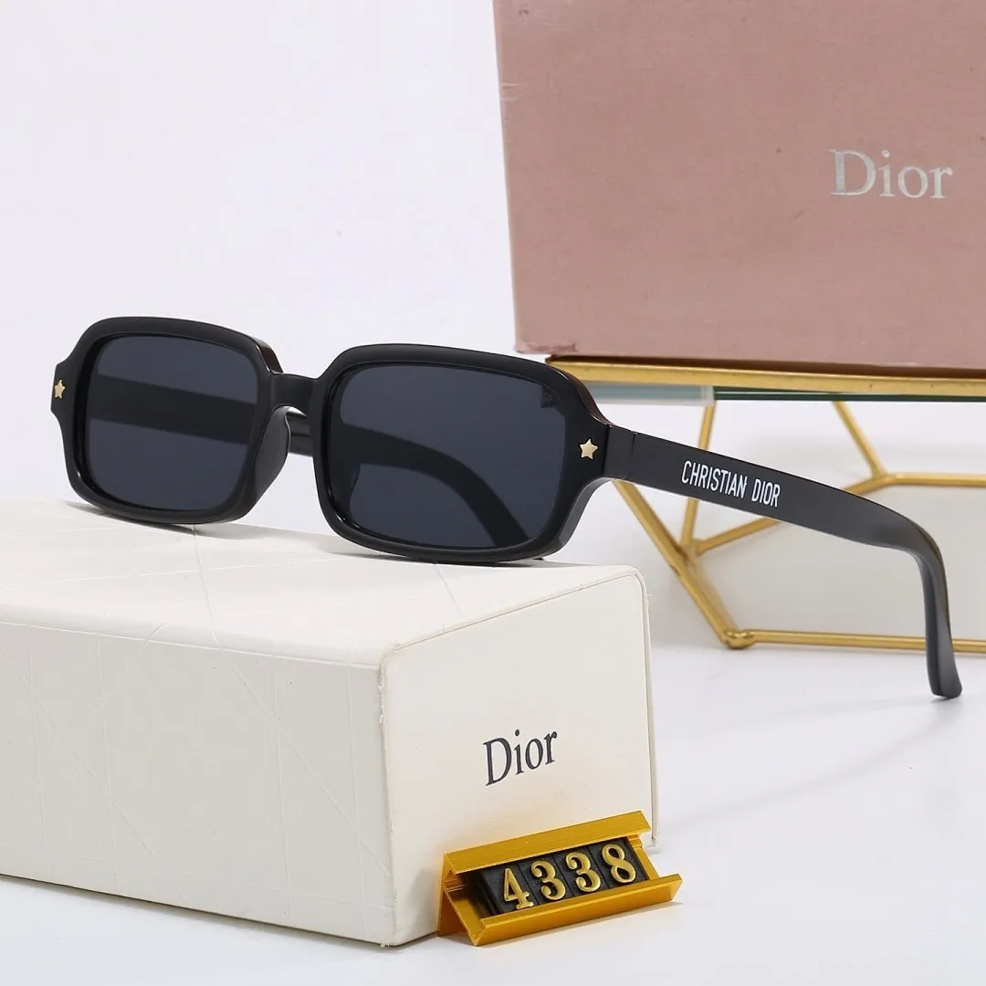 DIOR4338 061