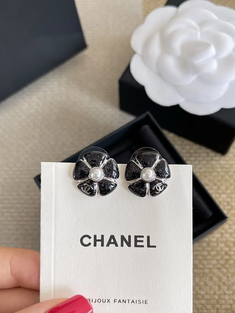 Chanel023