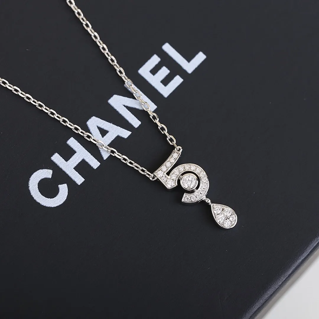 Chanel 106