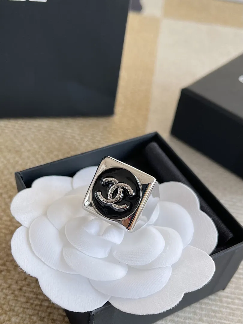 Chanel009