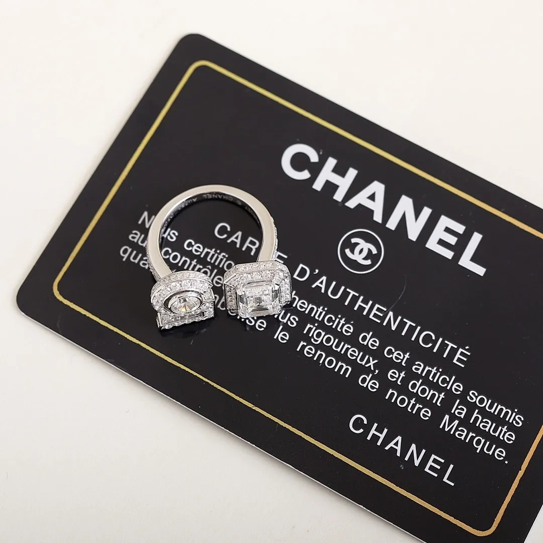Chanel 000