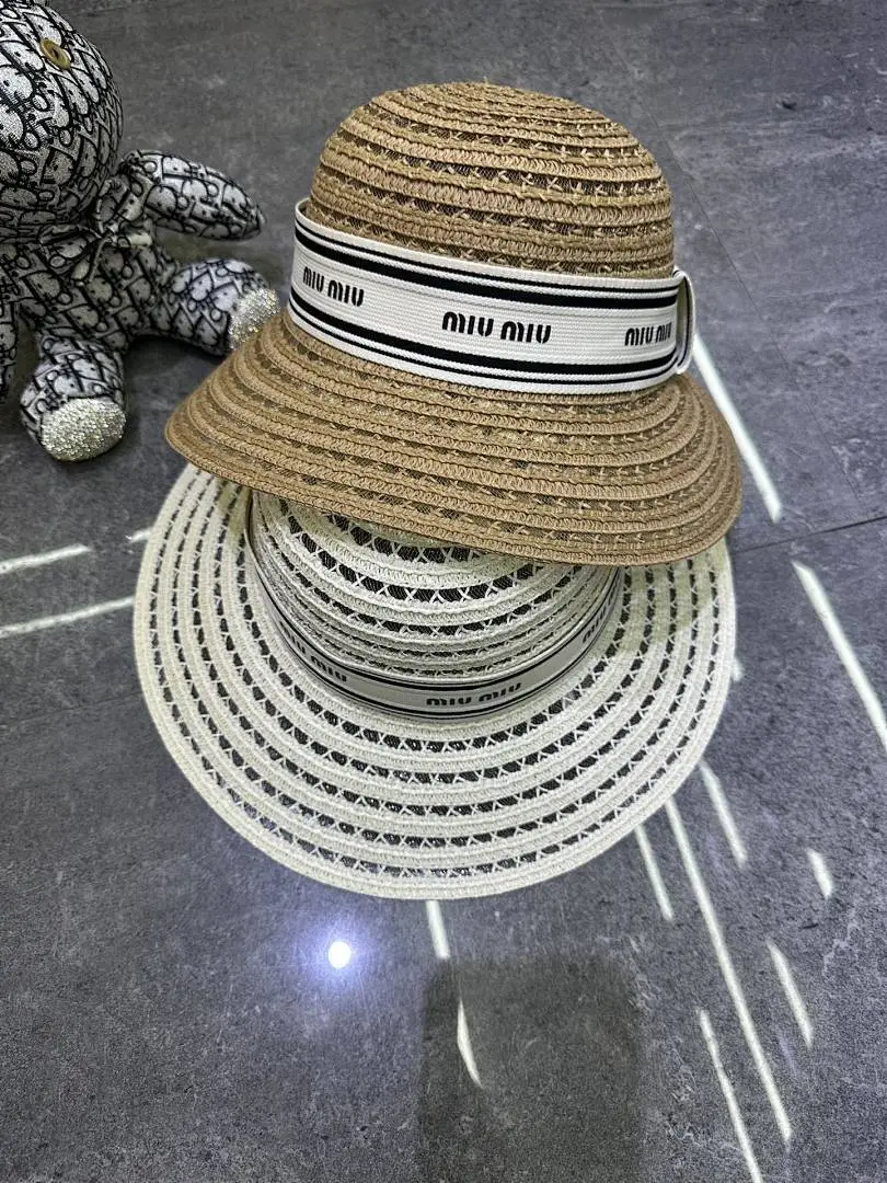 Miumiu 爆款新品盆帽👒👒‼️‼️