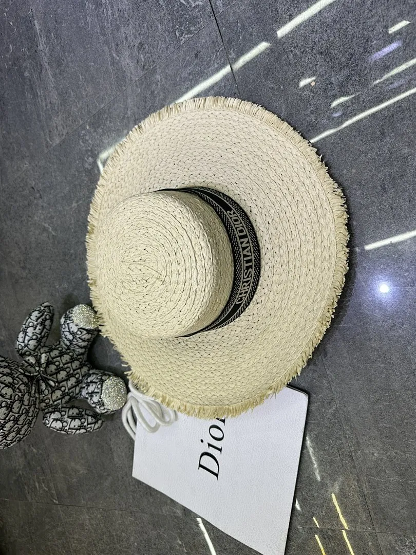 迪奥爆款手工编织平顶帽‼️‼️