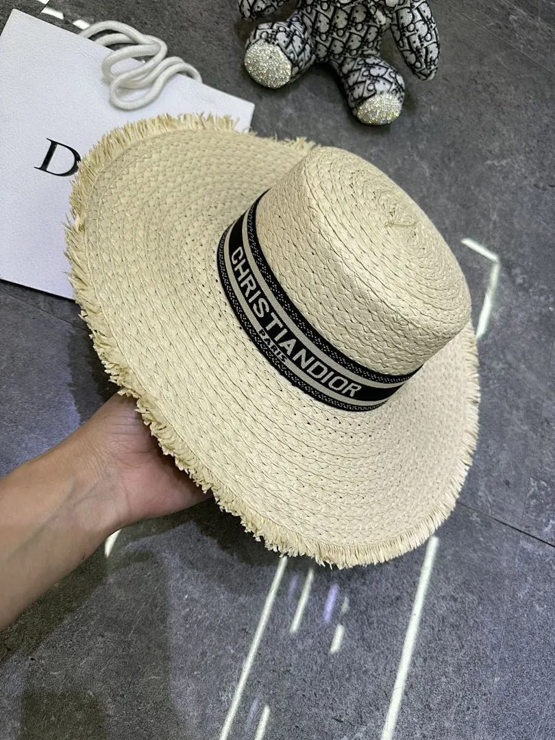 迪奥爆款手工编织平顶帽‼️‼️