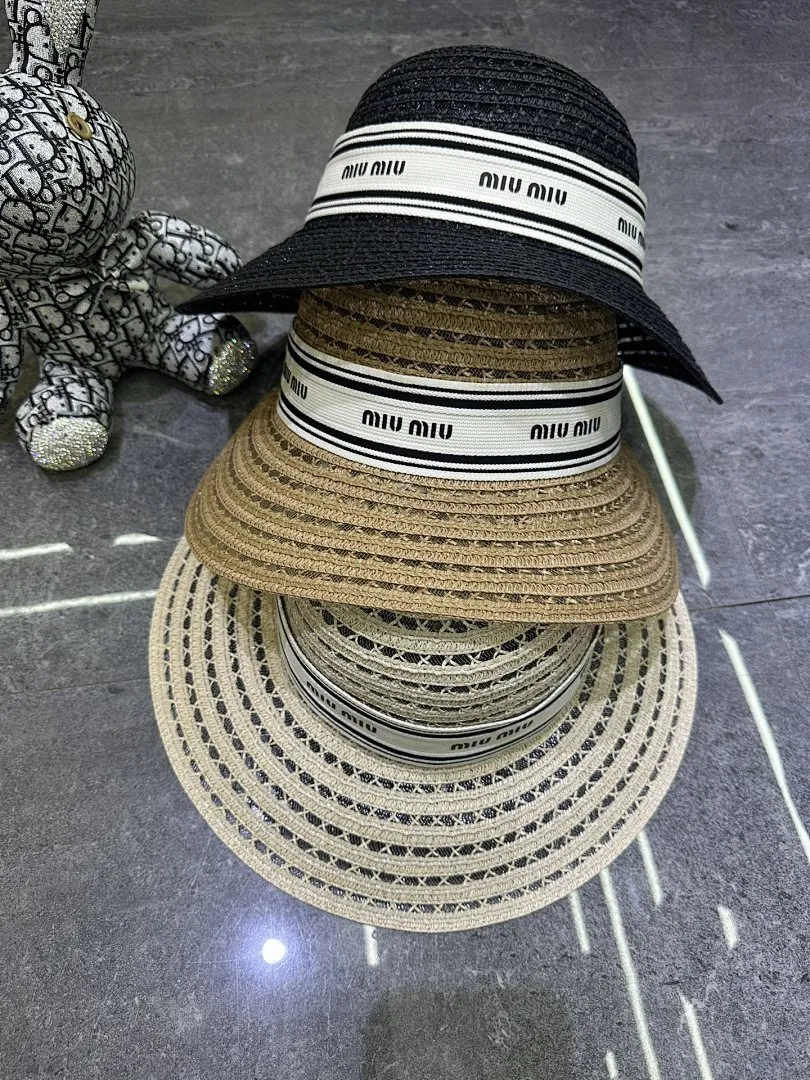 Miumiu 爆款新品盆帽👒👒‼️‼️