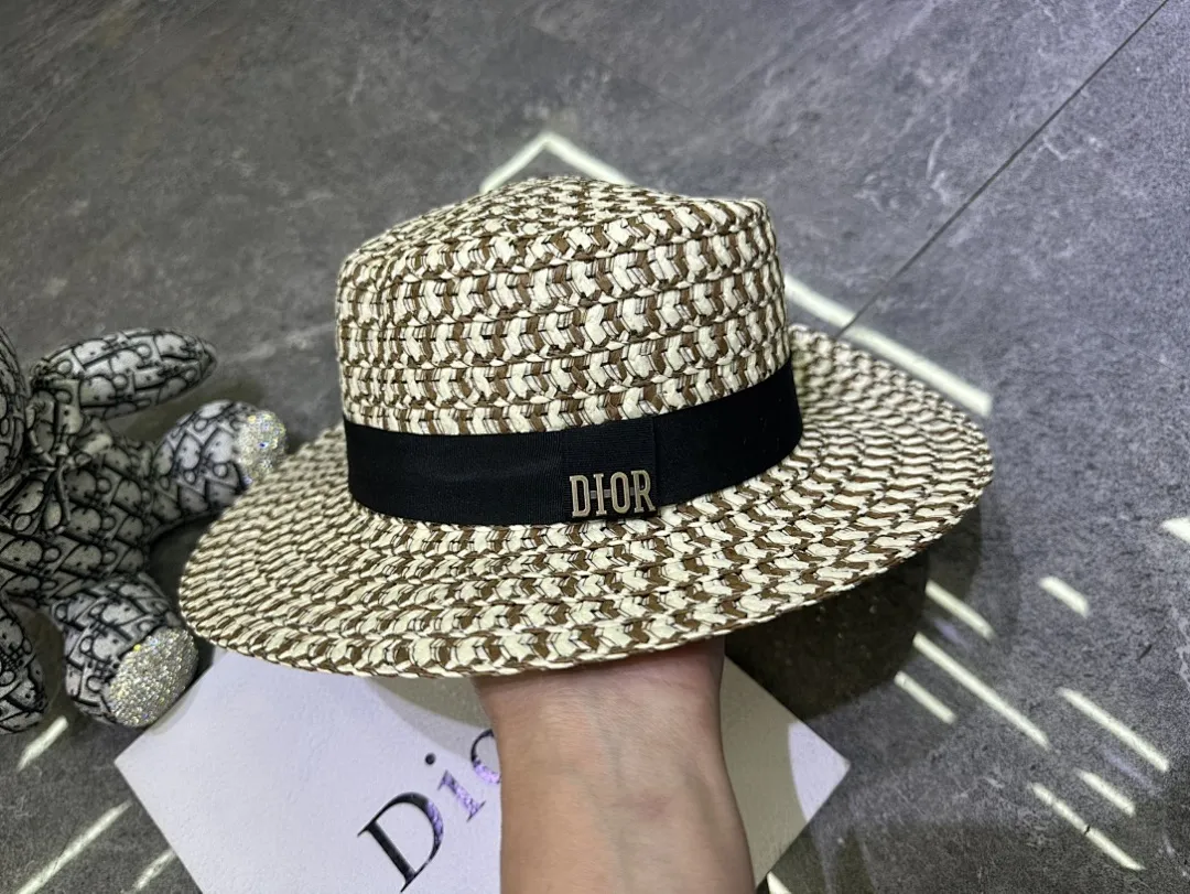 迪奥爆款新品平顶帽👒👒‼️‼️