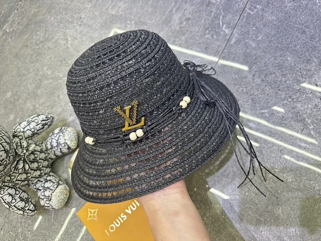 Lv 爆款新品盆帽👒👒‼️‼️