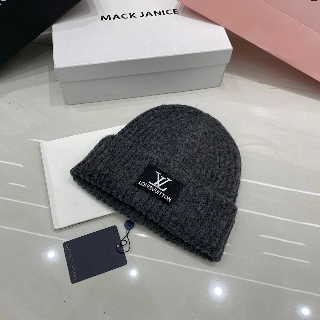 Lv 羊绒针织帽