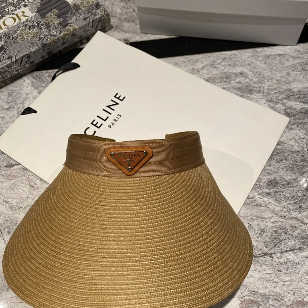 普拉达新款大檐空顶帽