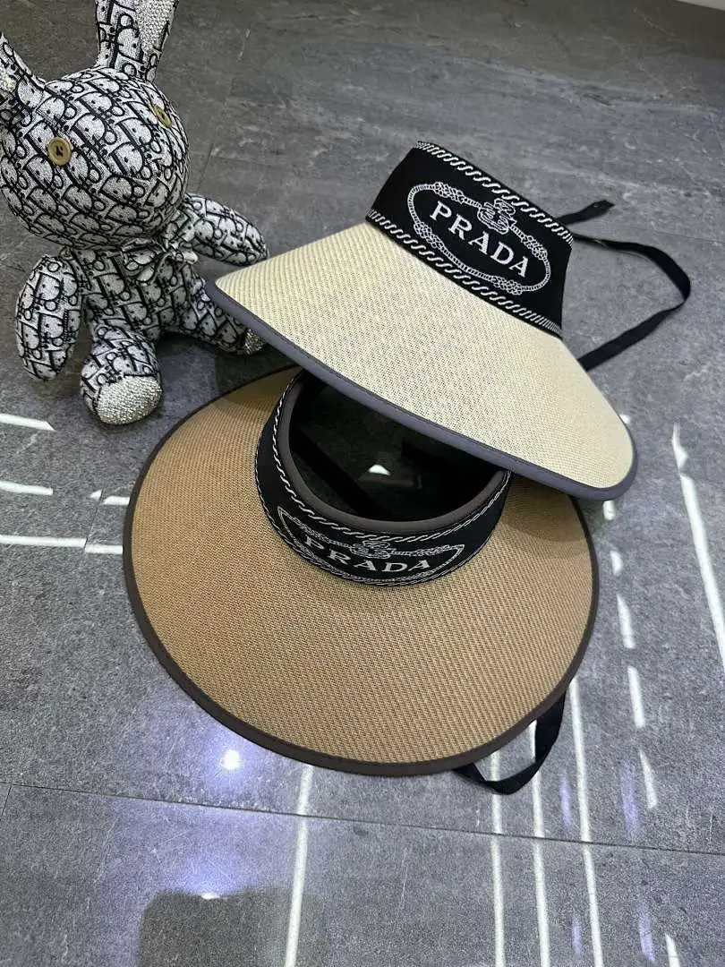 普拉达超大檐空顶帽