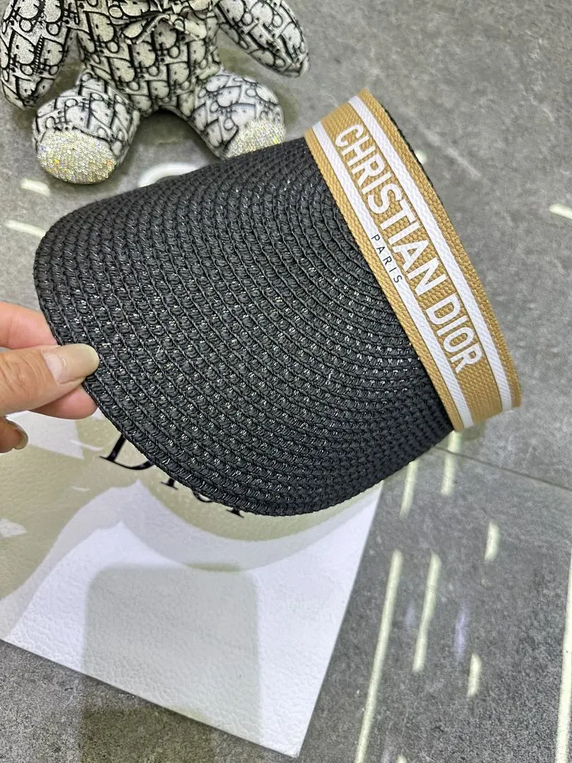 迪奥爆款空顶帽