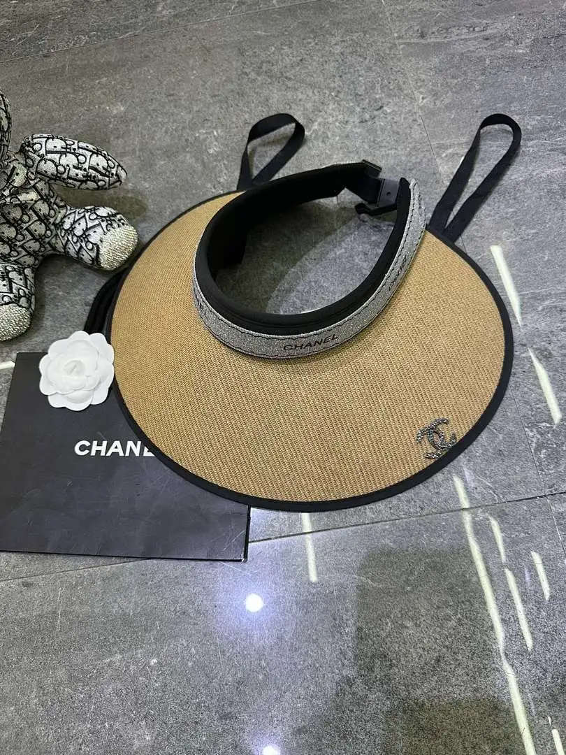 香奈儿爆款空顶帽👒👒超大檐黑胶防晒设计.带防风绳🔥🔥🔥