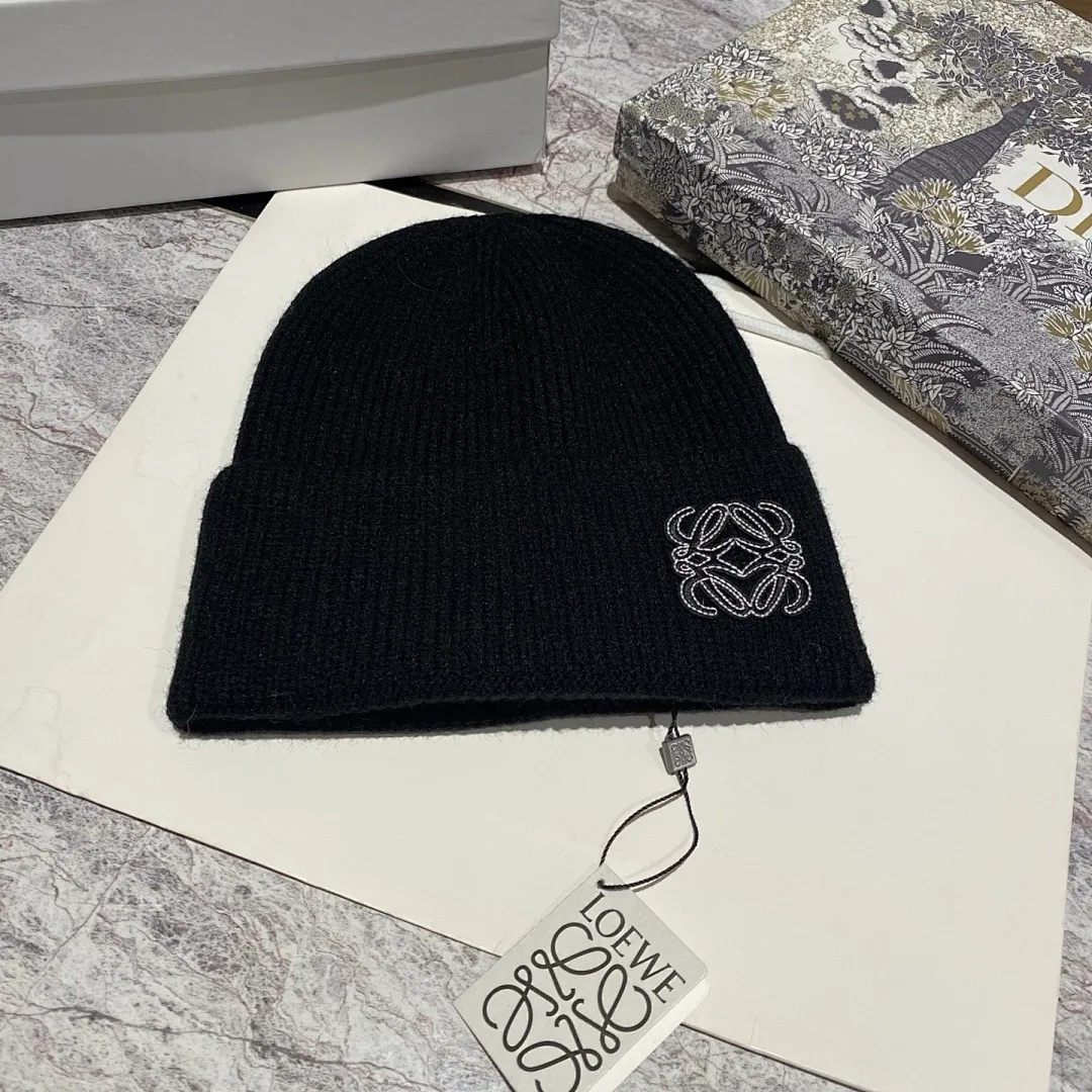LOEWE 羊绒针织帽