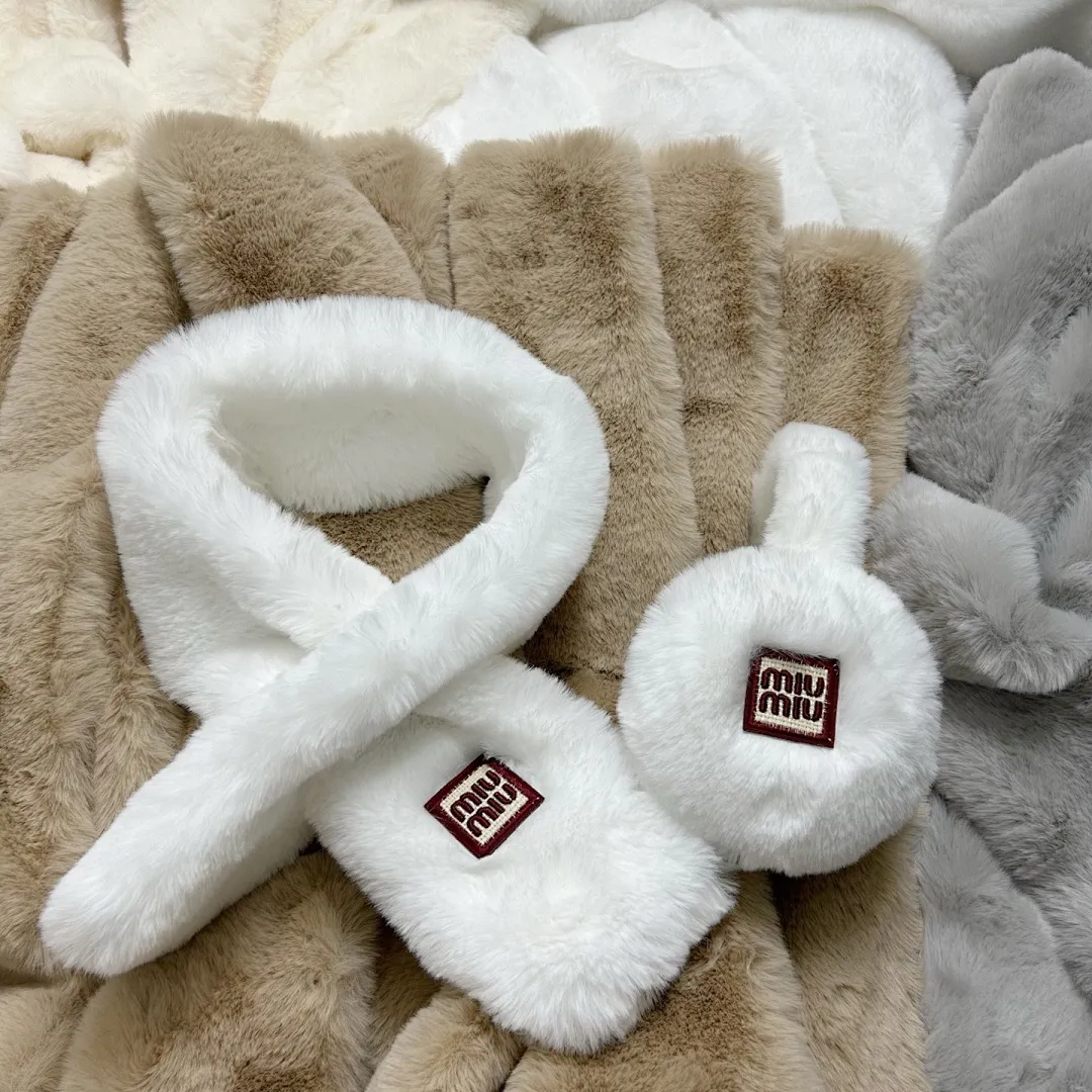 缪缪miumiu 耳罩+围脖套装🔥✈️