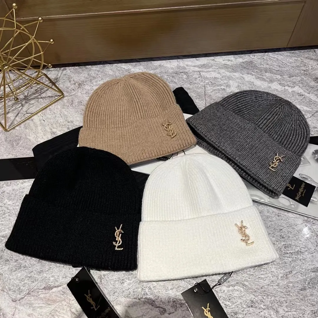 YSL 羊绒针织帽