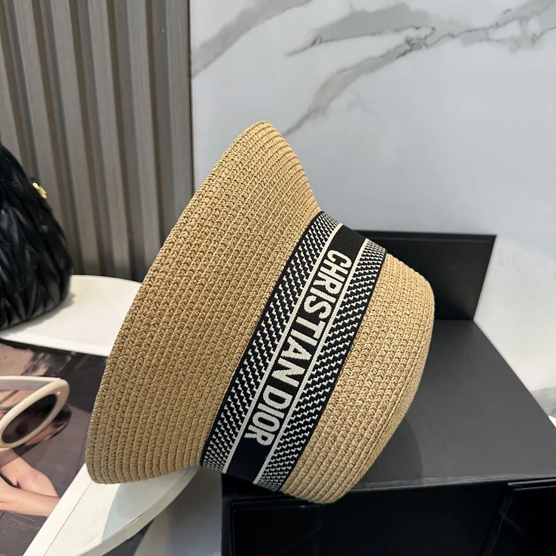 迪奥 Dior2025新款草帽，高级定制，名媛风，细节待上，夏季防晒防紫外线，出行必备，百搭好看