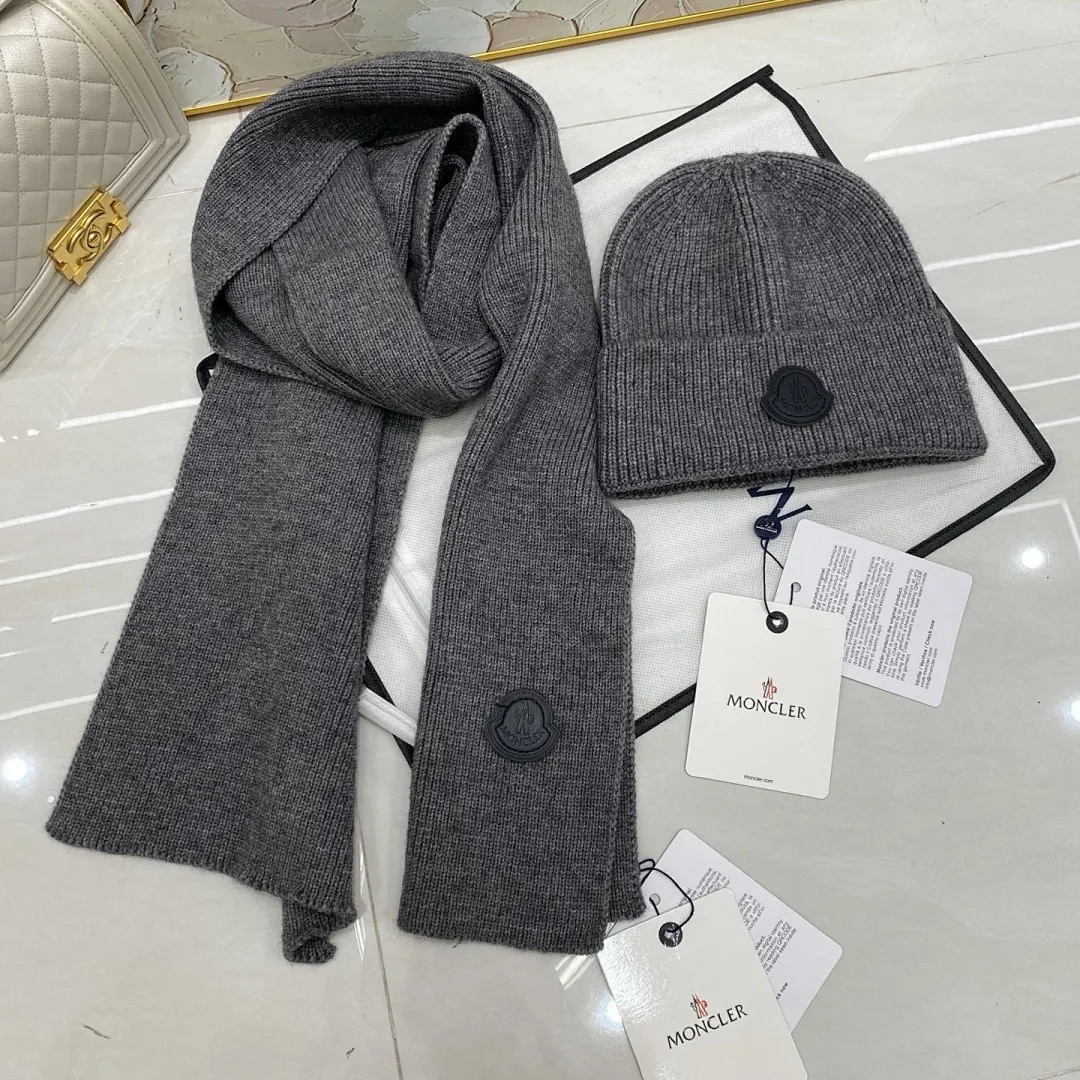 Moncler 羊绒针织帽+围巾🧣