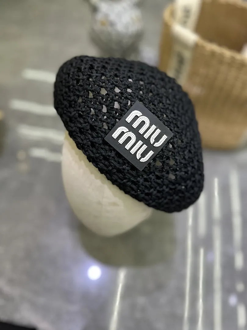 Miumiu 爆款手工编织贝雷帽
