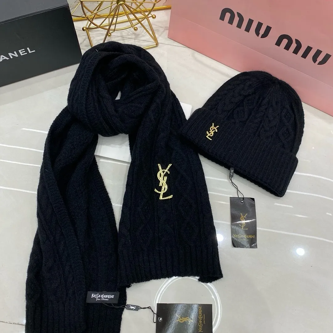 YSL 两件套 羊绒针织帽+围巾🧣