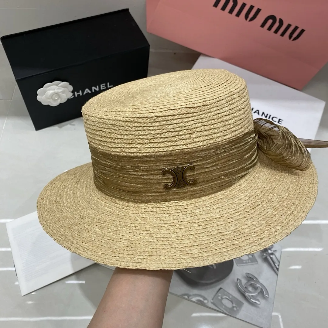 细拉菲草平顶帽