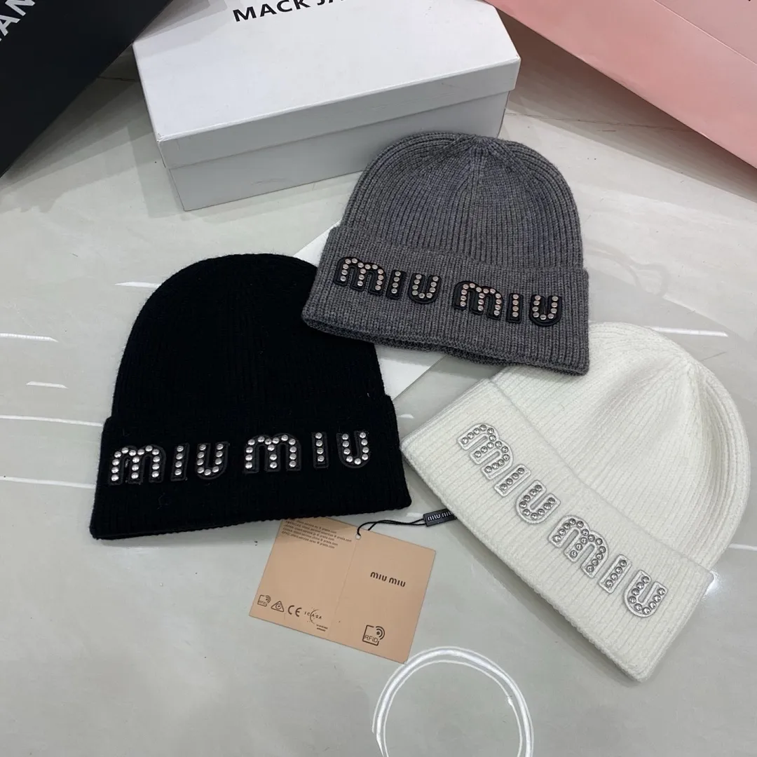 MiuMiu 羊绒针织帽