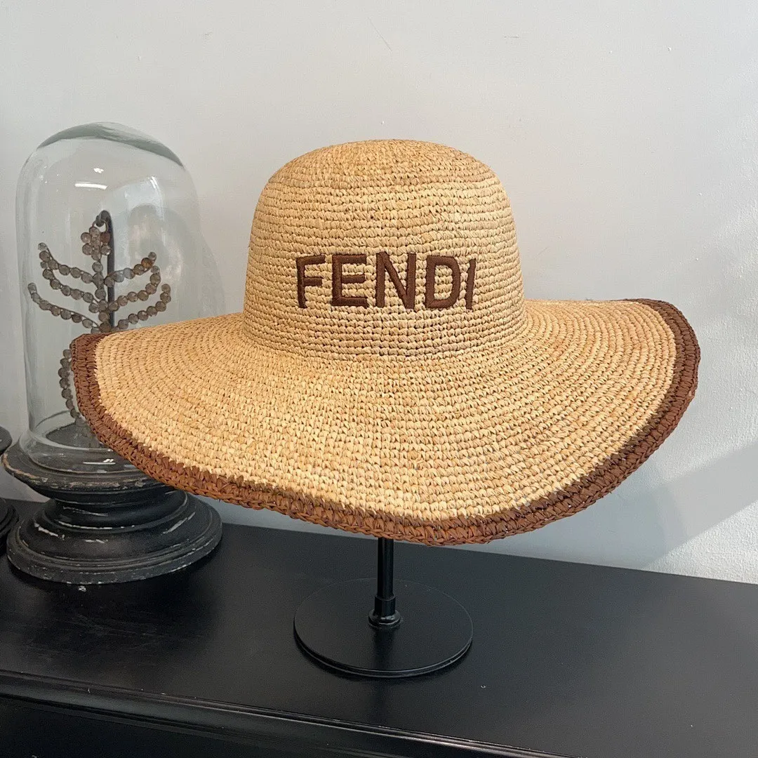 跑量🉐125 定制款,不退换! 2⃣️5⃣️上新ꫛꫀꪝ ❥—— ✨FD原单进口拉菲草刺绣字母大帽檐草盆帽 ⚜️独家定制 百搭时尚款! 💫草本色