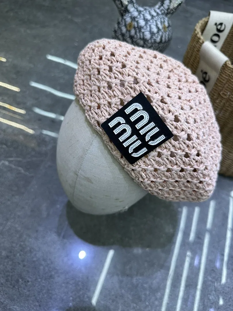 Miumiu 爆款手工编织贝雷帽