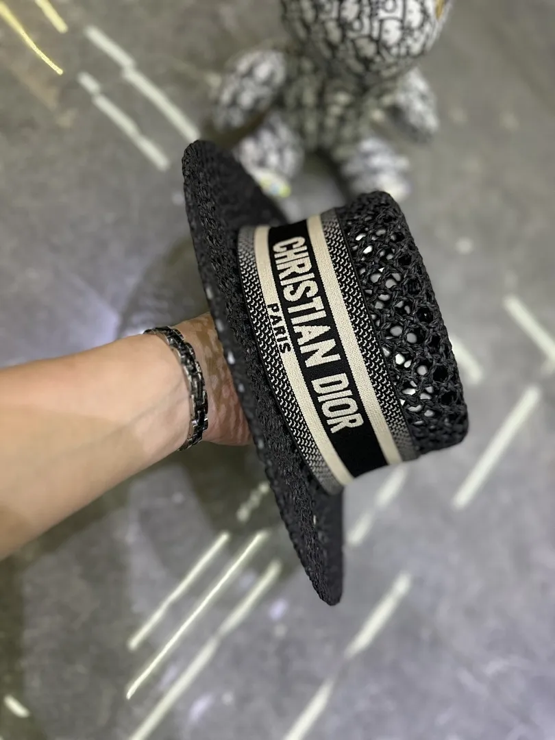 迪奥爆款手工编织平顶帽