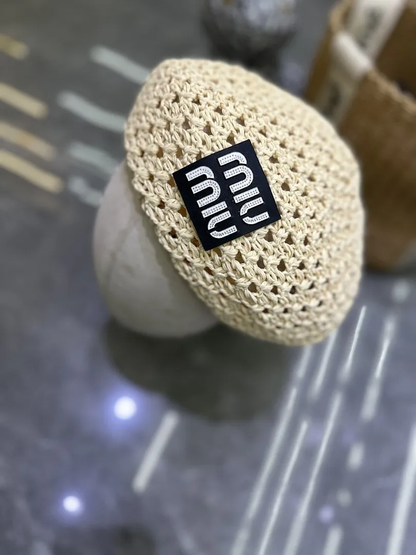 Miumiu 爆款手工编织贝雷帽