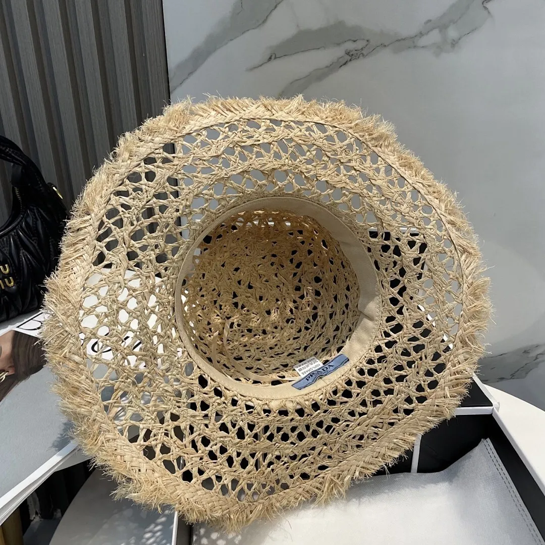 普拉达PRADA 新款大檐遮阳防晒草帽 炎炎夏日出街必备防晒单品， 海边约起也妥妥滴，透气棉四季可佩戴