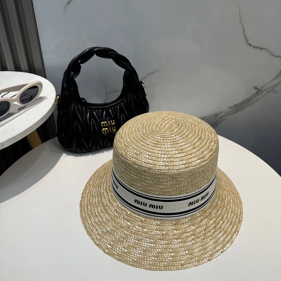 LOEWE罗意威大檐帽,太阳大草帽,细草制作,官方款开模,非市场普通版本,头围57cm