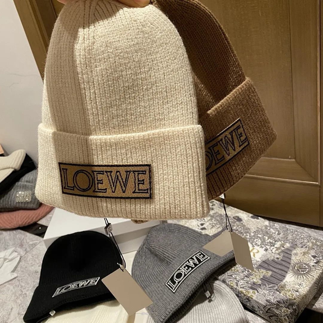 LOEWE 羊绒针织帽