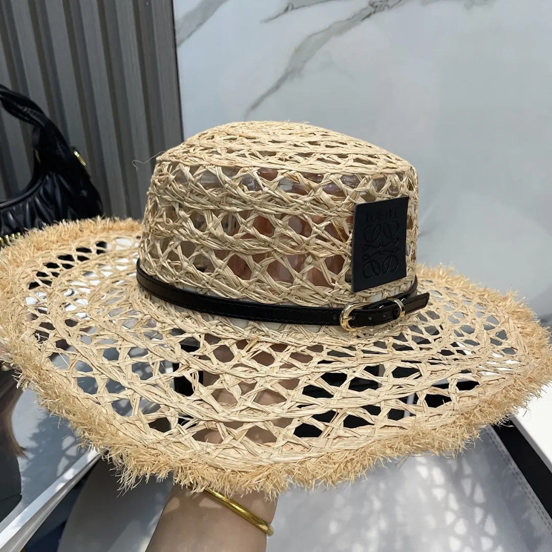 罗意威新款大檐遮阳防晒草帽 炎炎夏日出街必备防晒单品, 海边约起也妥妥滴,透气棉四季可佩戴