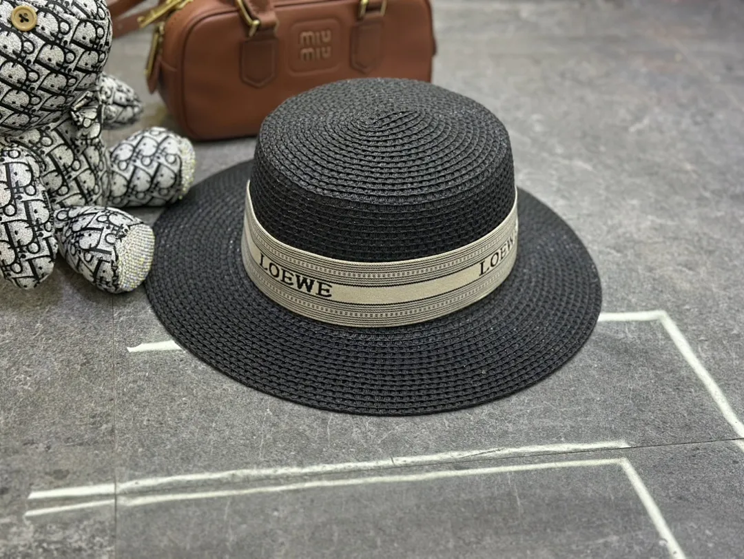 罗意威爆款平顶帽