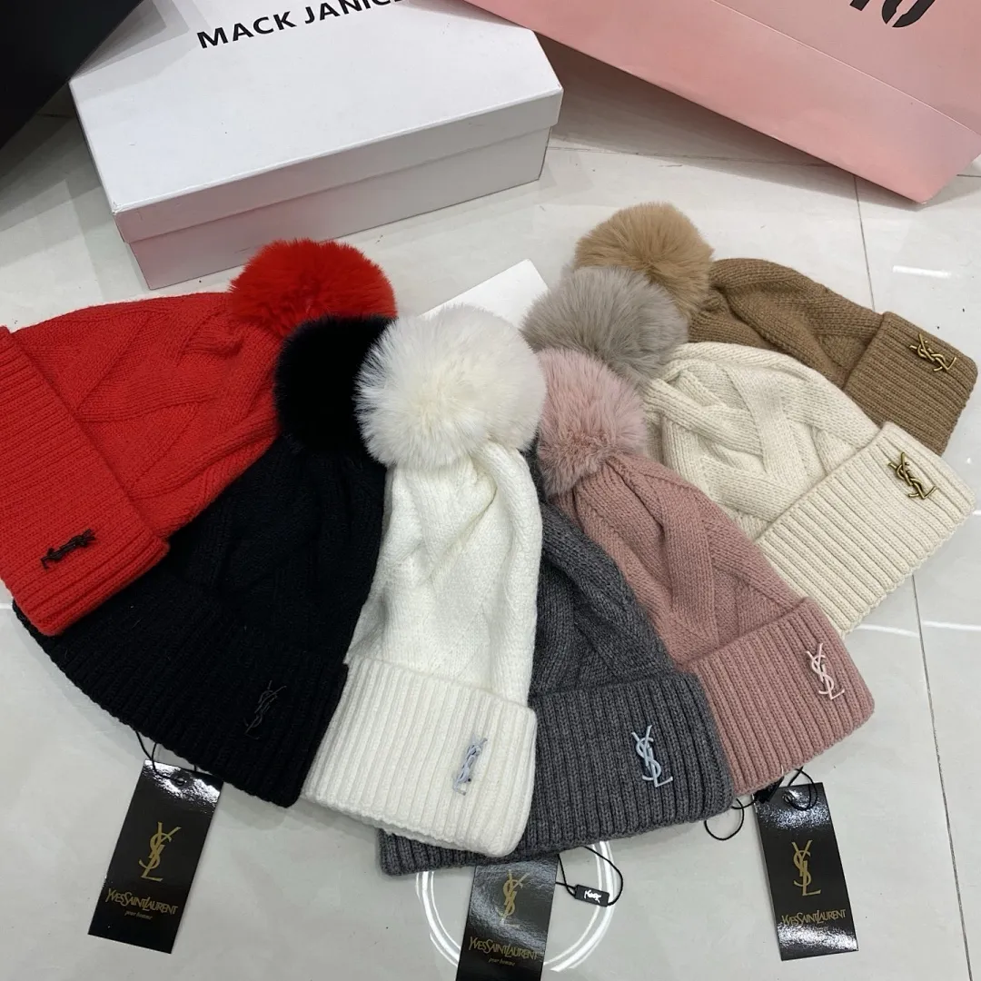YSL 羊绒针织帽