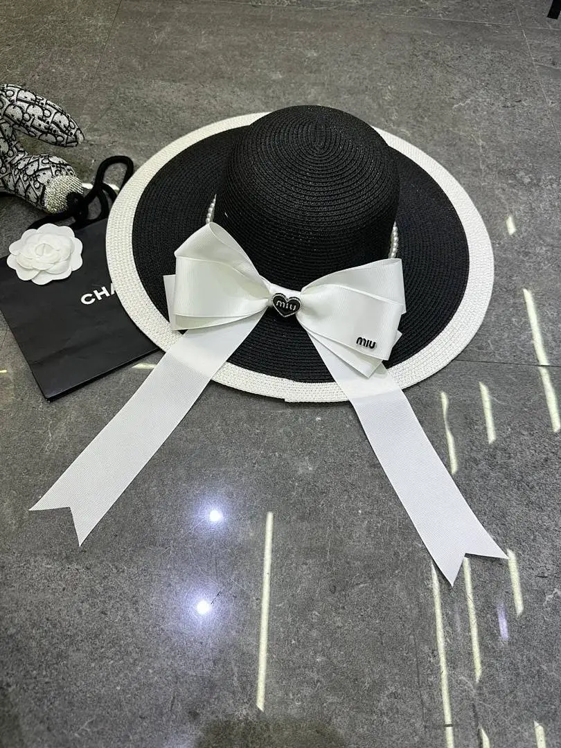 Miumiu 爆款蝴蝶结🎀拼色设计大檐帽