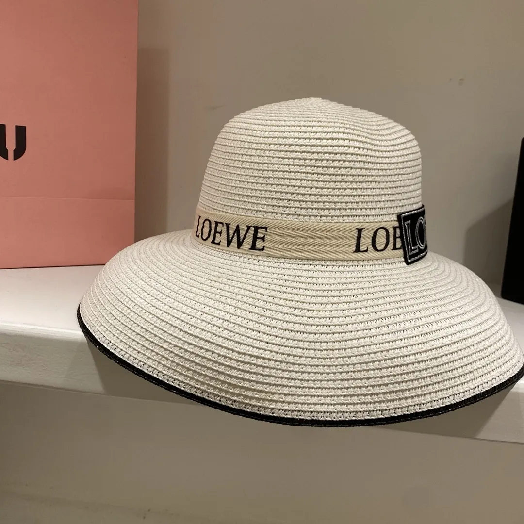 Loewe 赫本帽