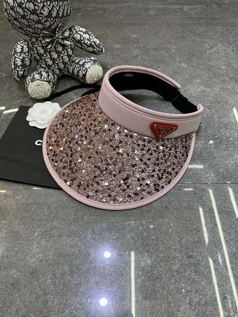 普拉达爆款亮片空顶帽